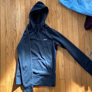 Small therma fit nike hoodie
